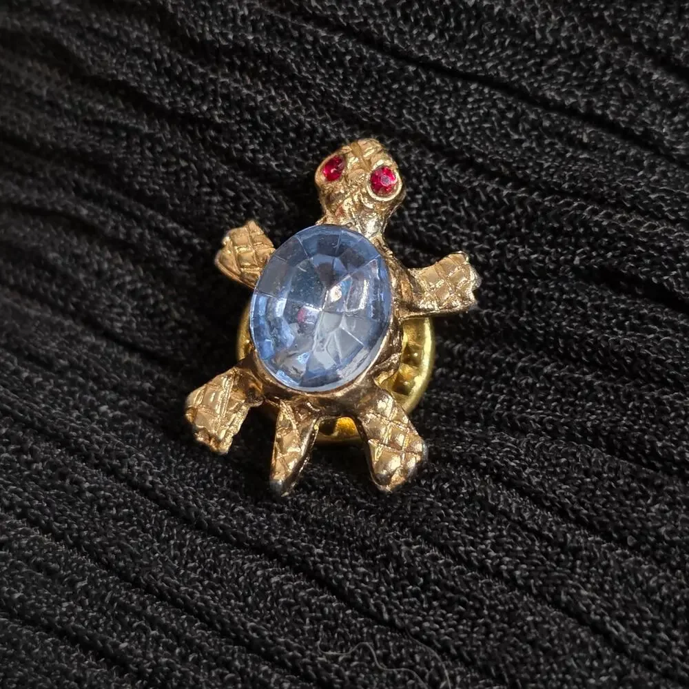 Vintage Turtle Brooch Gold Tone Blue Rhinestone Coastal Nautical Pin